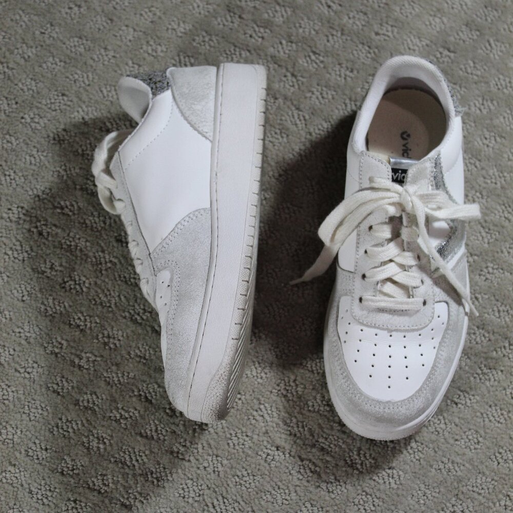 Victoria Madrid Plata Crackled Leather Women's Size 7 White and Silver Shoes